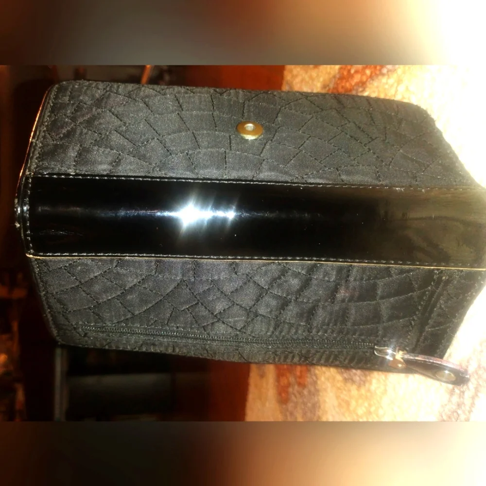 Vera Bradley Black Quilted wallet - Picture 6 of 10